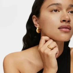 Anillo pequeño con baño de oro de 18 kt sobre plata Galia Basics^TOUS Online