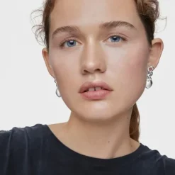Pendientes cortos de corazón Bold Motif^TOUS